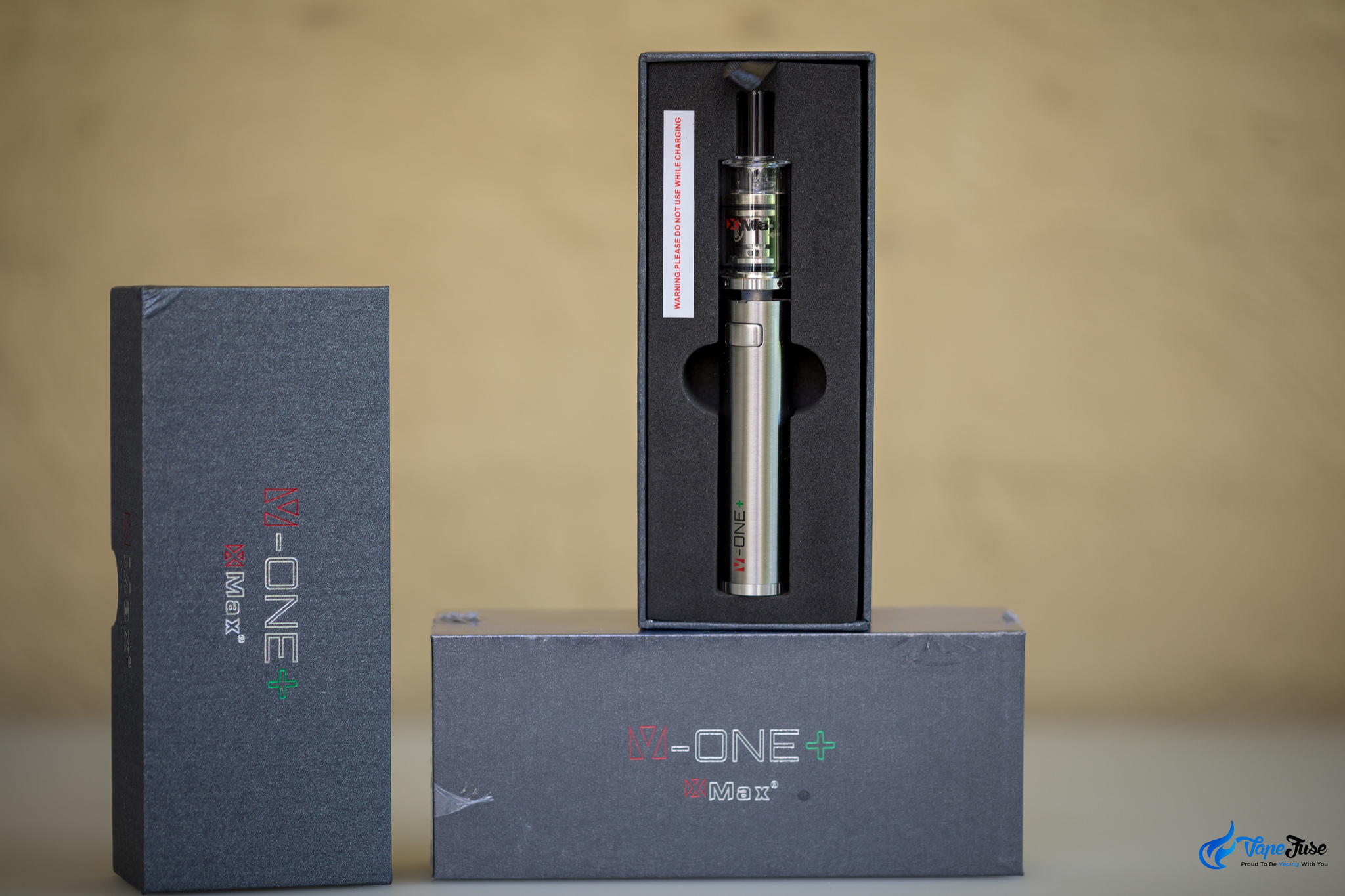 X Max V-One Plus Concentrate Vaporizer in the box